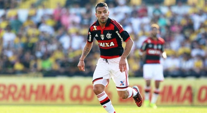 Ex-meia do Flamengo foi oferecido ao Náutico