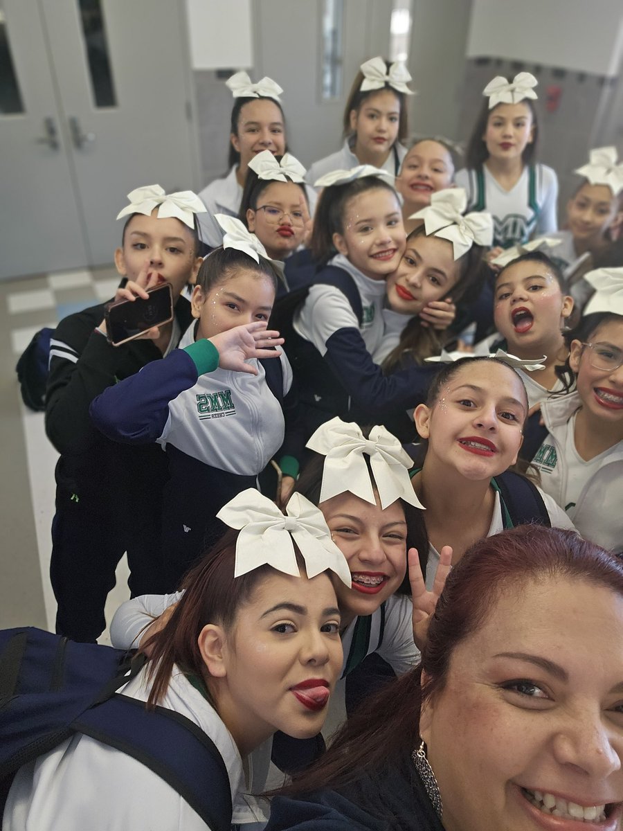 vherrera_mms's tweet photo. Wish our Moose Cheer leaders good luck today at the Battle of the Bow! @Montwood_MS @SThomas_MMS @mbalderrama_mms @lsando04_MMS #mmscheer https://t.co/7W77ehIUcG