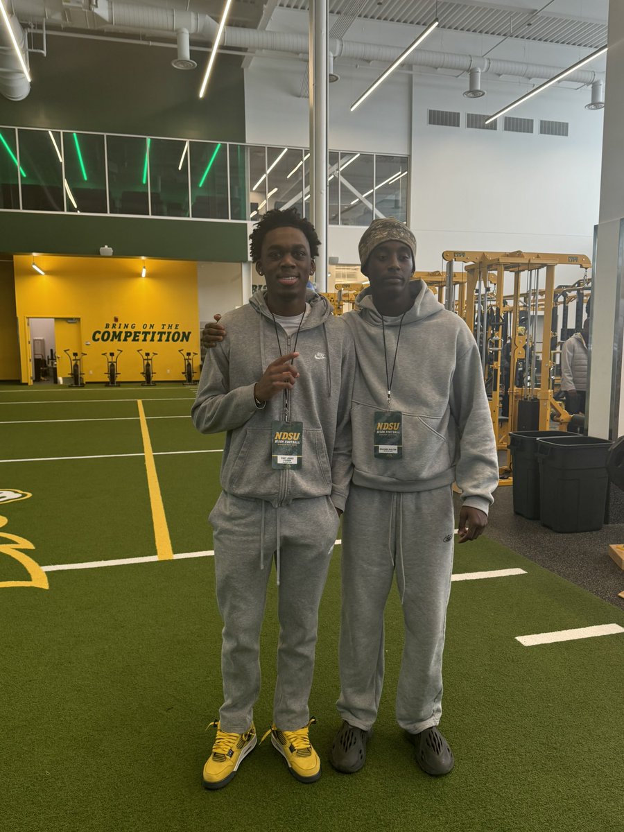 Tonyfisher24's tweet image. Had a great junior Day @NDSUfootball  yesterday thank you guys!! Looking forward to making it back down in the spring!! 

@MisterLilly @FBCoachLarson @NDSUathletics @CoachCrutchley @BHSREDDEVILFB