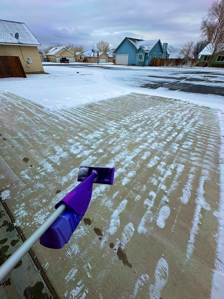 tf_lawrence's tweet photo. First time cleaning the driveway! How’d I do? https://t.co/Ivq0NSGgKq
