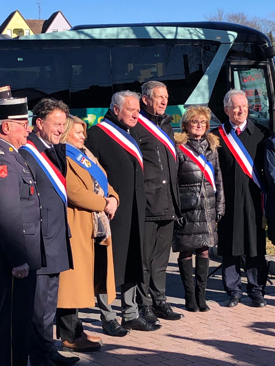 christelleritz's tweet photo. "Parce qu'un homme sans mémoire est un homme sans vie, un peuple sans mémoire est un peuple sans avenir." F. FOCH
Après la messe, hommage fut rendu aux libérateurs de #Pfastatt puis de #Lutterbach
Merci aux Maires Francis Hillmeyer et Rémy Neumann pour leur accueil
#circo6806 https://t.co/e6LQDipTlj