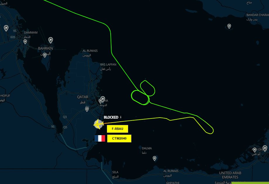 CH_LEBAD's tweet photo. 🚨🚨🚨7⃣7⃣0⃣0⃣
Un AIRBUS A-400M des forces aériennes a lancer un appel pilote lors de l'amorçage d'atterrissage sur la base Ar Rayyan (#XJD / #OTBH)
F-RBAU #CTM2040 https://t.co/jSQ41wyqFZ
