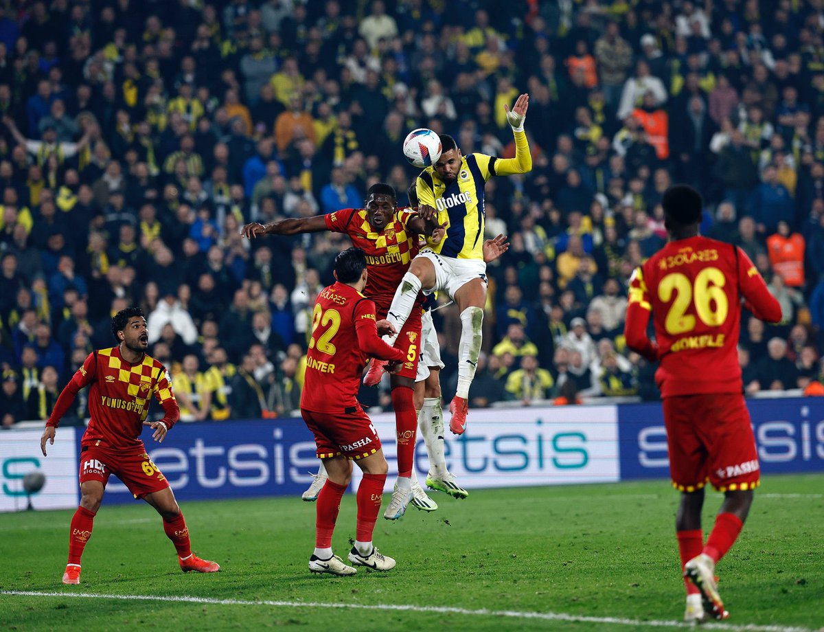 Kandil diye semaya yükseldi