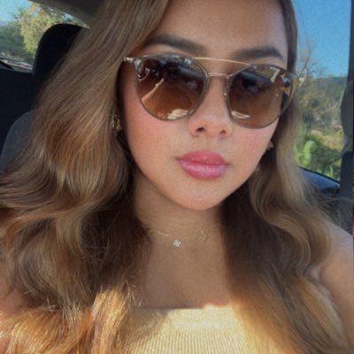 normynie's tweet photo. #NuevaFotoDePerfil https://t.co/NEZaYUxbOF