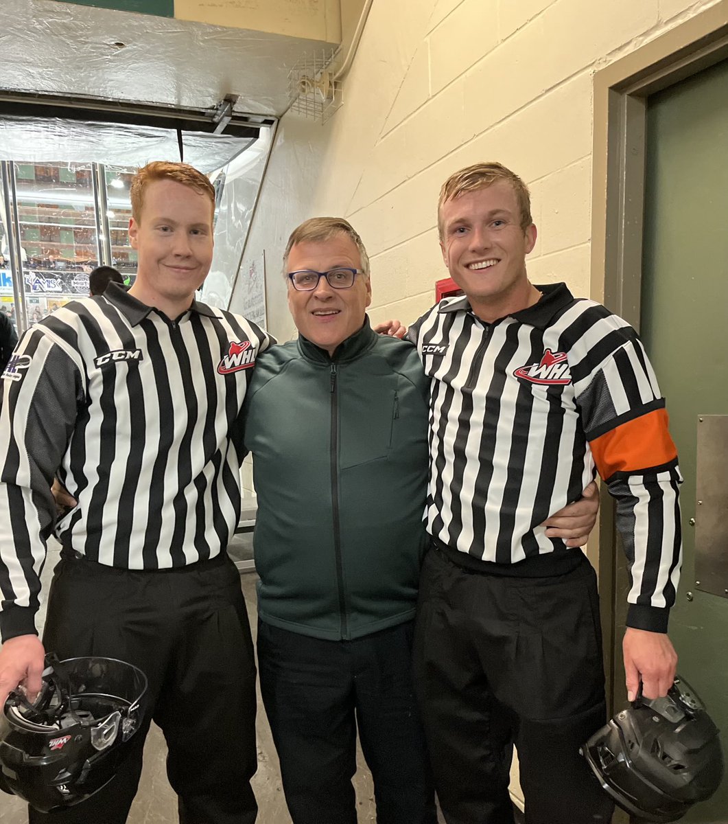 mguitard10's tweet photo. PA Sports Hall of Fame Inductee Brent Z. With 2 WHL officials from PA.  ⁦@HockeySask_ODP⁩ #HockeySask #ThanksStripes https://t.co/8VqTob70rN