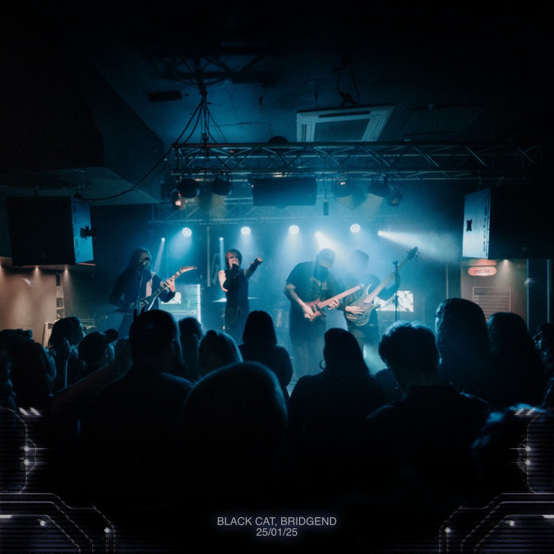 NGHTLVS's tweet image. 📂NGHTLVS2025
L📂LIVE_PHOTOS_
L📂black_cat _-_bridgend
BIG UP BRIDGEND. It was a pleasure sharing the stage with @StrangeCompany_ to open up for our pals @GlassHeartUK at their sold out headline show.
Thank you for your energy and your voices.
📷 Tom Damsell