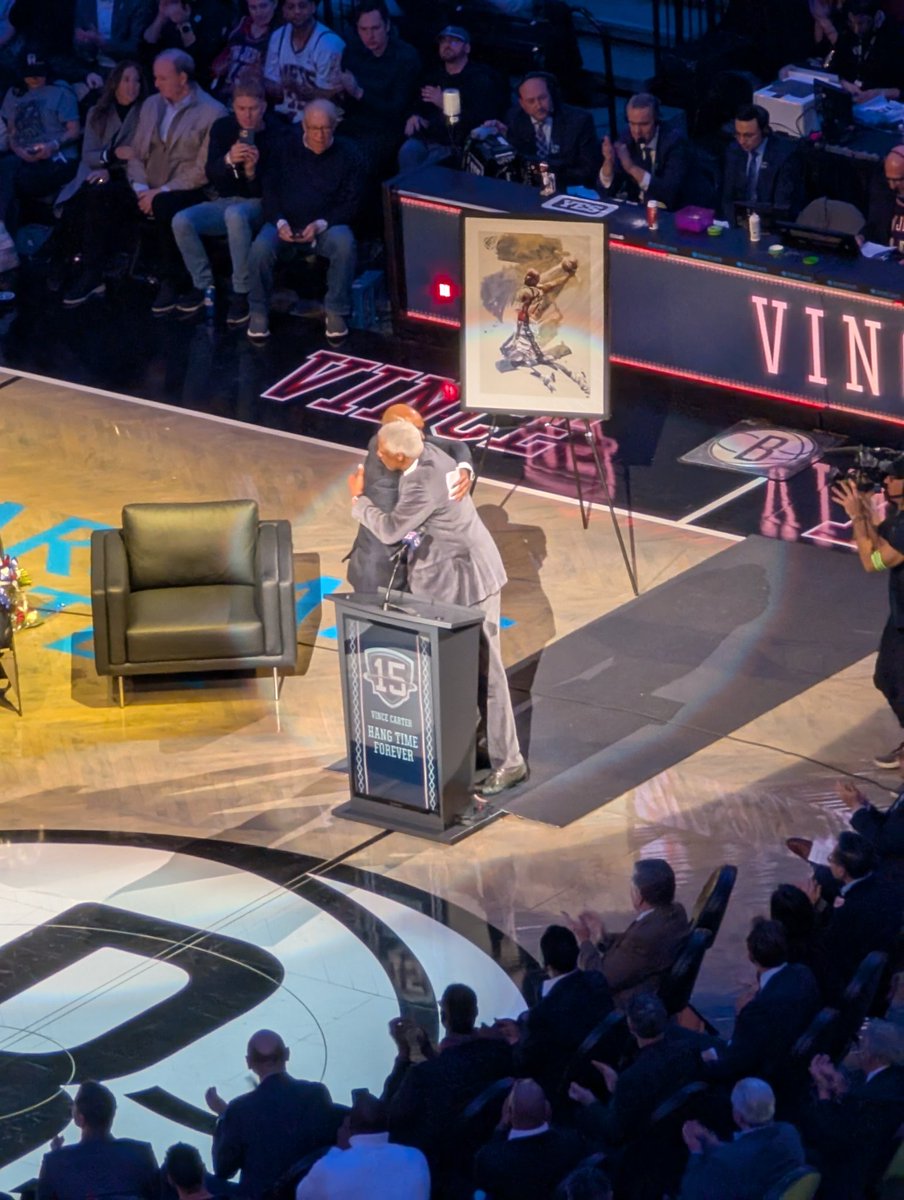 JohnBrooknets's tweet photo. @LucasKaplan_ I wasn't sure Dr J was gonna be there, having such a legend and classiest person in the NBA associated with the team helps (fans) a lot. To see this man extend his hand had to be a moment for VC 🤌 https://t.co/sl3e9gg0Wq