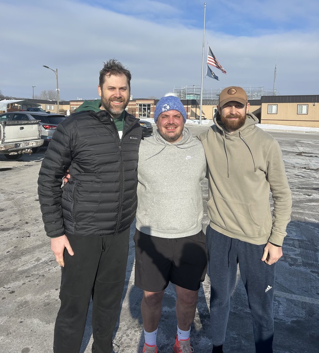 lukefleer's tweet photo. Honored to have spent yesterday morning with these two ⁦@RCUWarriorsMBB⁩ alums, the Upshur brothers. We battled against a tough and physical Ionia State prison basketball team on the hardwood. Thanks for the opportunity ⁦@BreaklooseInc⁩ Ministries https://t.co/A1aUSjAys7