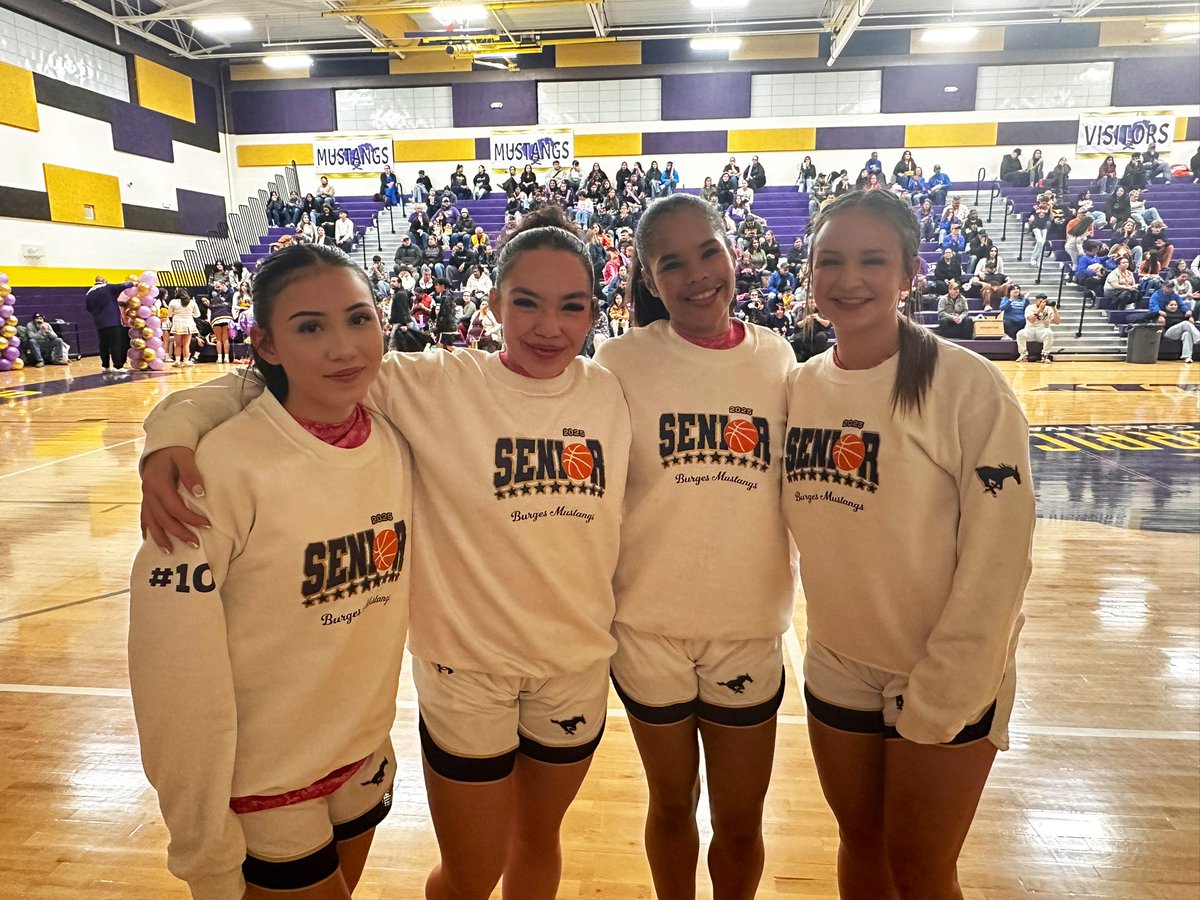BurgesGBB's tweet photo. It’s always a great day to be a Mustang!!! We celebrated our seniors Friday night with a victory sweep from all levels!! We are so proud of you all! #IOB @jason_yturralde @Burges_Mustangs @EPISDathletics @HartleyEPISD https://t.co/uezabJ03Ht