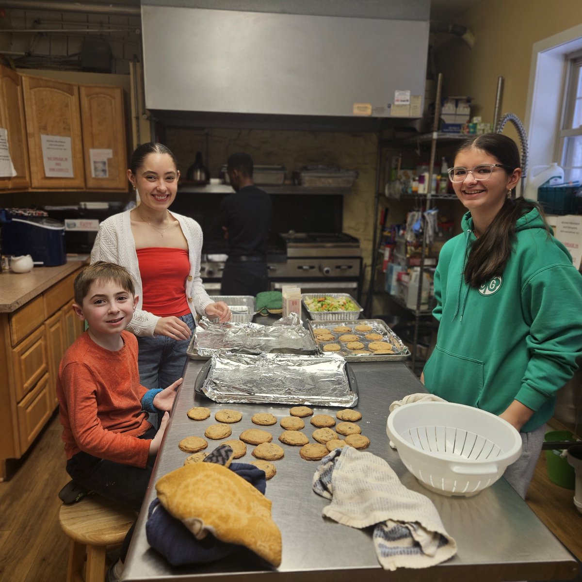 Mrs. Redfield tweet media