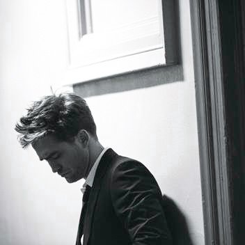 candykizzes24's tweet photo. "A fool will seek revenge, the wise man will allow God's karma."
#quotes #robertpattinson #nothis #myedit https://t.co/rALeioiV9E