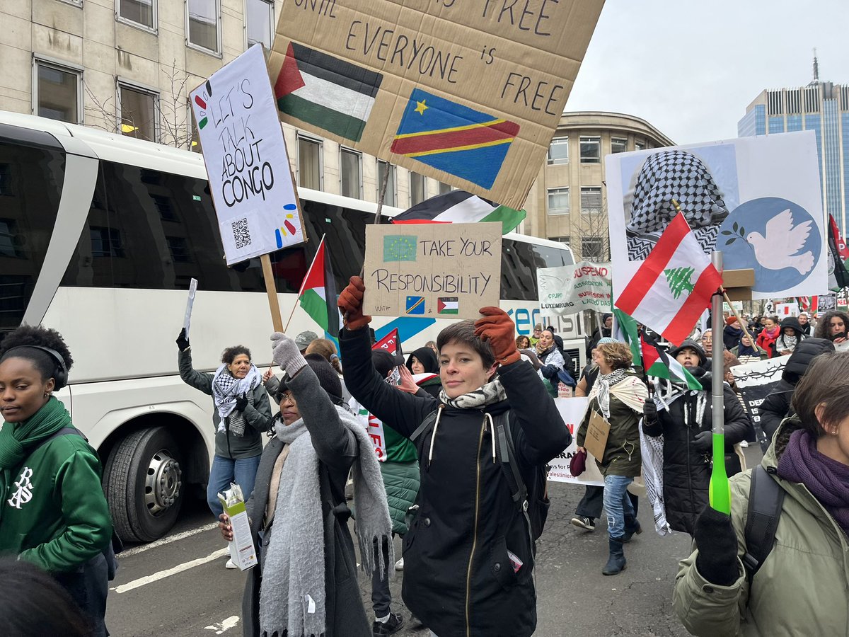 michaelkalamo's tweet photo. Merci et bravo à ceux qui ont pu rejoindre la manifestation nationale de ce dimanche à Bruxelles. C’est important de lever nos voix et agir ensemble.

Que l’@EUCouncil arrête les déclarations creuses et pose des actions.

📍RDV mardi 28 à 18h 30 pour la session 4 @TalkAboutCongo. https://t.co/tVuBQq0GZH