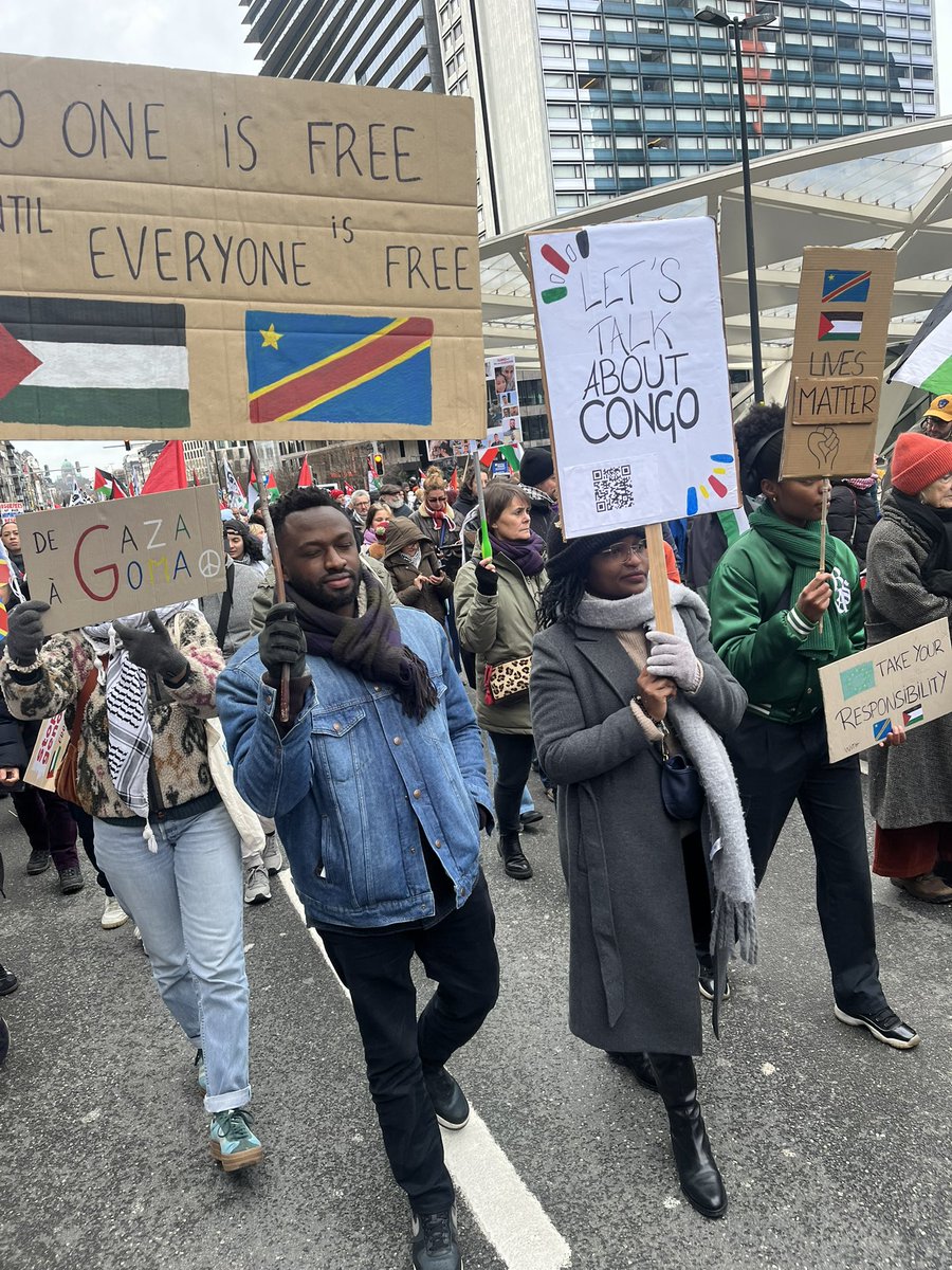 michaelkalamo's tweet photo. Merci et bravo à ceux qui ont pu rejoindre la manifestation nationale de ce dimanche à Bruxelles. C’est important de lever nos voix et agir ensemble.

Que l’@EUCouncil arrête les déclarations creuses et pose des actions.

📍RDV mardi 28 à 18h 30 pour la session 4 @TalkAboutCongo. https://t.co/tVuBQq0GZH