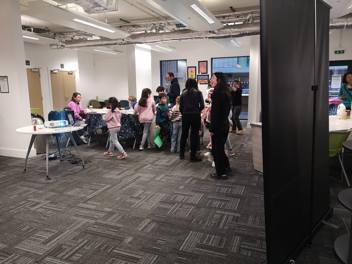 greenwich_clib's tweet image. 🎨 Huge success! Bella Mung’s Studio led an incredible kids &amp;amp; teens art workshop &amp;amp; displayed their stunning creations in the library. 🖌️ Visit us to celebrate their amazing talent! 🌟 #ArtInTheLibrary
@GreenwichLibs @Better_UK @Royal_Greenwich #LoveYourLibrary