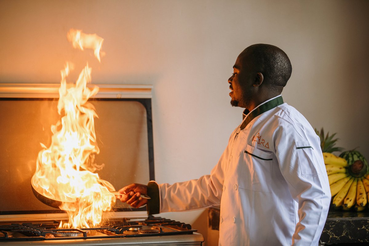Muyodi_Shakie's tweet photo. Indulging in a culinary masterpiece  @KaaraLodge ,where every bite is a celebration and the view is just as exquisite as the meal.

#ExploreUganda https://t.co/uka5sxE91l