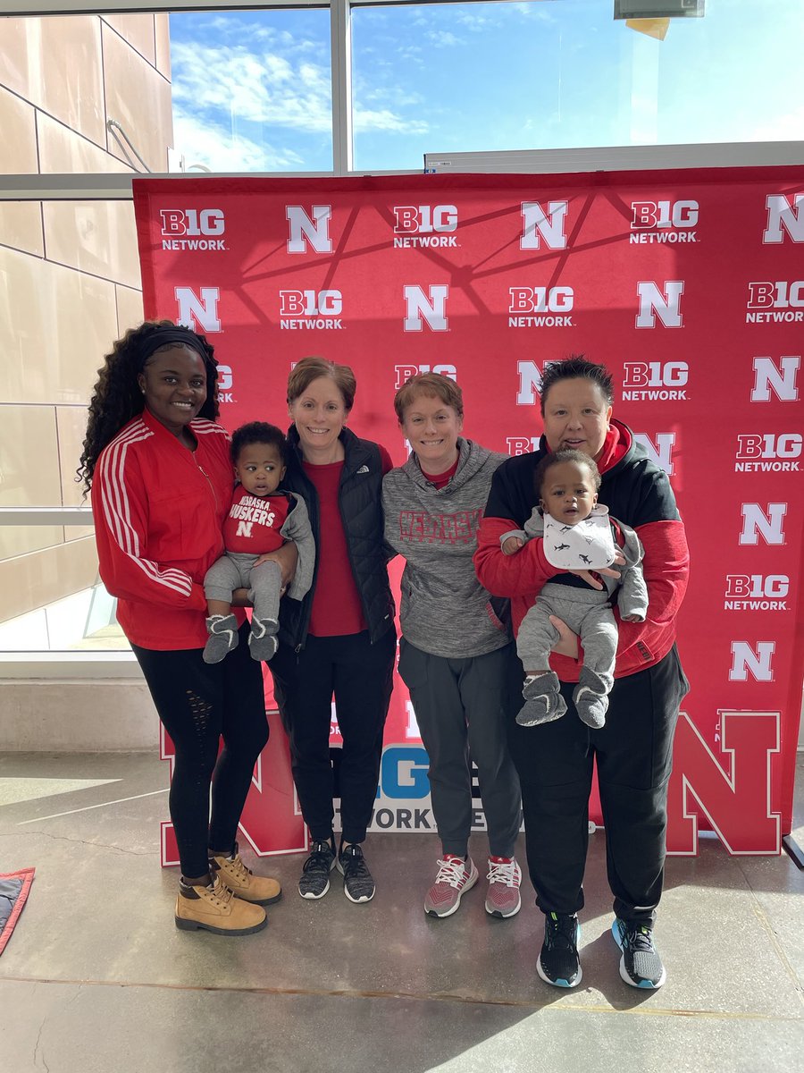 Holli Longe tweet media