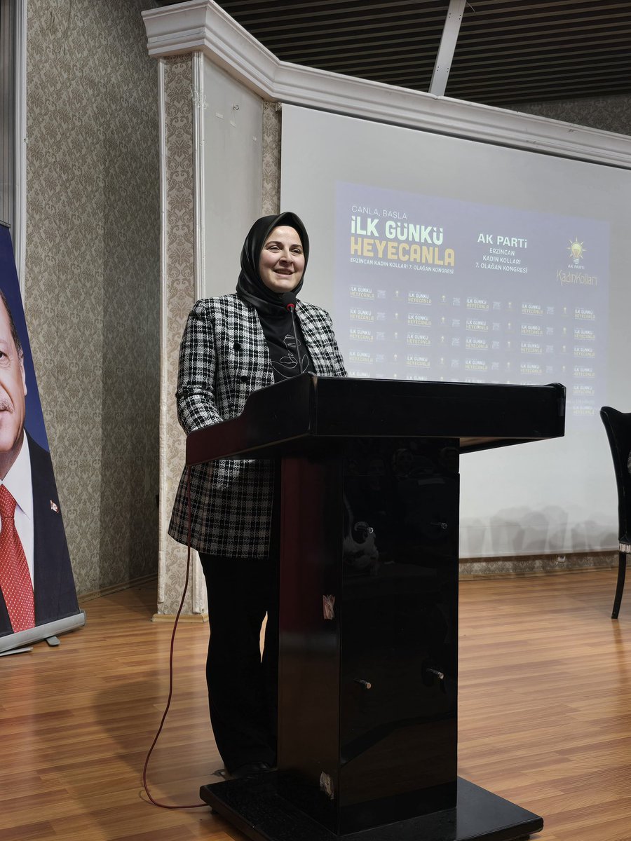 AKKADINGM's tweet photo. “Canla, Başla İlk Günkü Heyecanla!”

📍Erzincan

Genel Merkez Kadın Kolları MYK üyemiz Nihan Turna Sakaltaş ve Seçim İşleri Komisyon Üyemiz Bengisu Taşkolu’nun katılımlarıyla Erzincan İl Kadın Kolları 7. Olağan Kongremiz gerçekleştirildi.

Mevcut başkanımız Rahşan Külünk güven tazeleyerek, yeniden başkan seçildi.

Yeni dönemde başkanımıza ve yönetimine başarılar dileriz.

#İlkGünküHeyecanla
#KadınlarlaBüyükTürkiyeYolunda