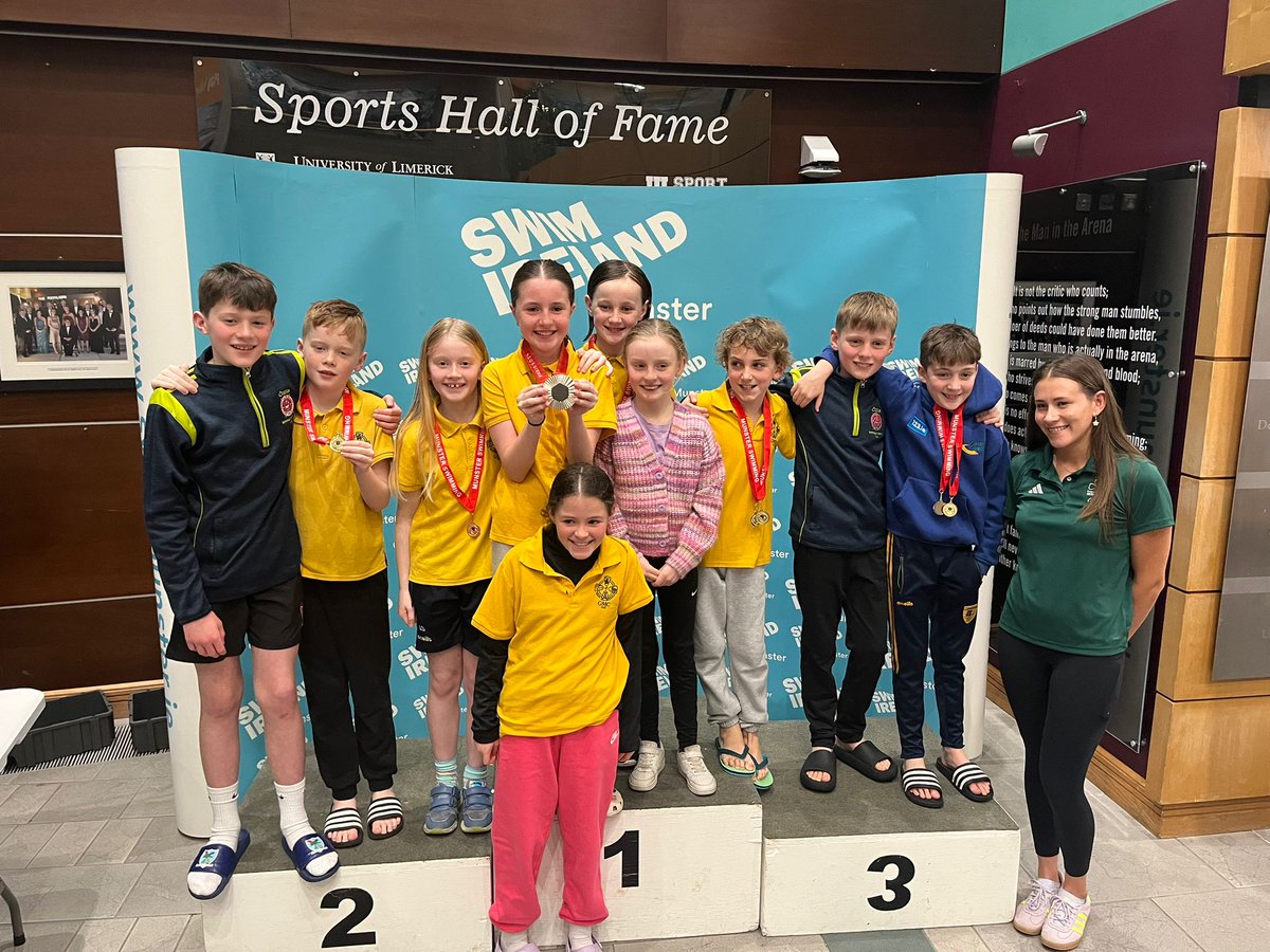 gmcinis's tweet photo. Comhgháirdeachas le daltaí @gmcinis a bhí páirteach i gCr. Snámh na Mumhan inniu @ul @swimireland. Go leor a' dul go Cr. na hÉireann. An bhuíoch d'Angela, na tuistí uilig go háirithe Triona A a rinne an eagrúcháin. Gaiscígh uilig &amp; buíochas Róisín Ní Riain a bhí uasal ar fad leo. https://t.co/ECVBPasESs