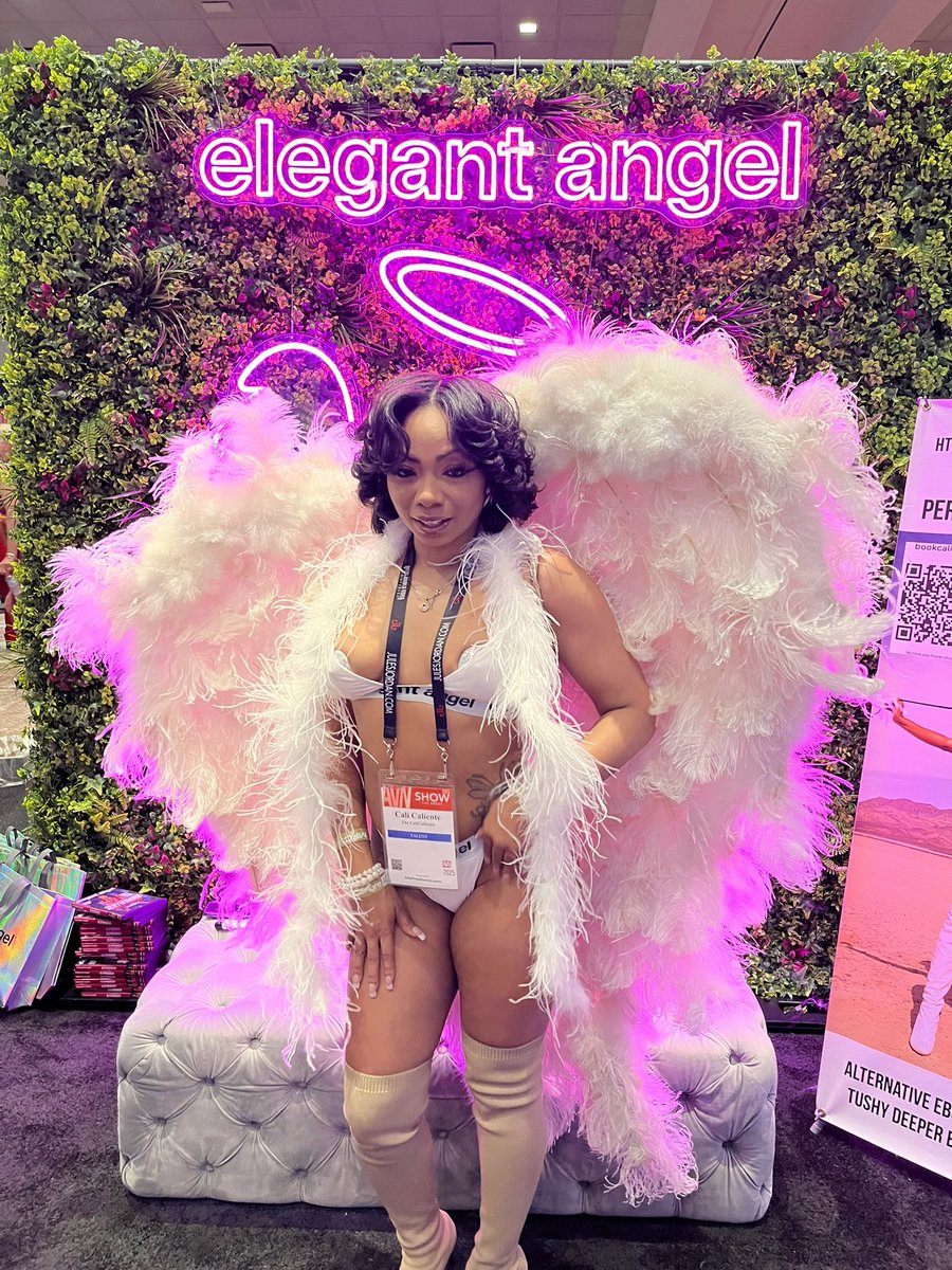 TheCaliCaliente's tweet photo. Angel baby @ElegantAngelxxx https://t.co/DLOyyOdPoq