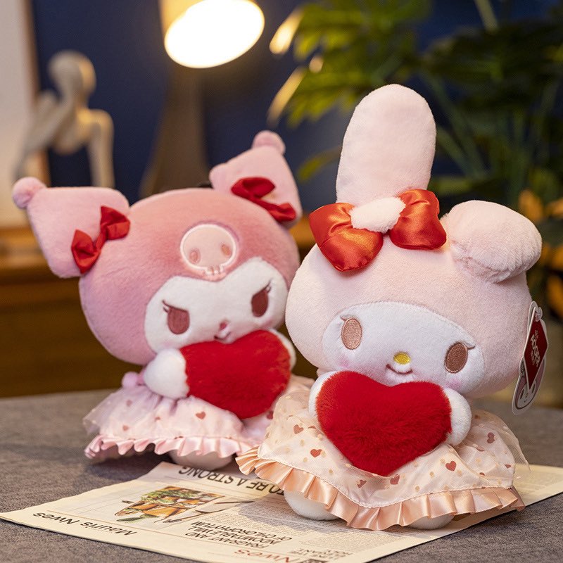 valentine’s sanrio plushies 💫
