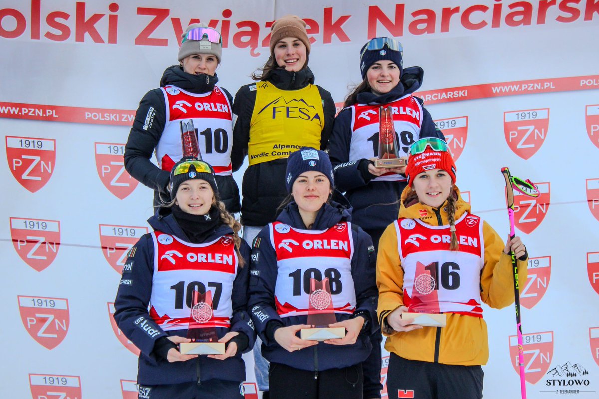 szt_redakcja's tweet photo. Alpen Cup in #Szczyrk 🇵🇱 (24-26.01.2025)

🥇 Tia #Malovrh 🇸🇮
🥈 Masa #LikozarBrankovic 🇸🇮 
🥉 Anna #Senoner 🇮🇹 
4. Ludovica #DelBianco 🇮🇹 
5. Greta #Pinzani 🇮🇹 
6. Fabienne #Klumpp 🇩🇪 

📸: Martyna Okrzesik (@mokrzesikk)

#nordiccombined #fisnoco https://t.co/z1vIbIL3XC