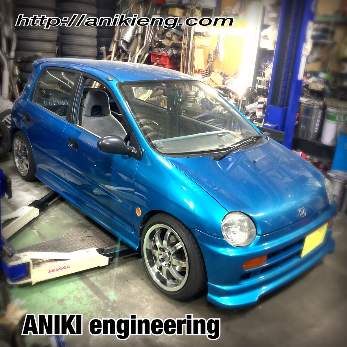 少し寝たら、起きちゃって製作中の中古車にオーディオつけたり軽く作業（笑
一通り外装はこんな感じで♪
15インチの無限ホイールが綺麗にインストール出来たんじゃないかな〜♪