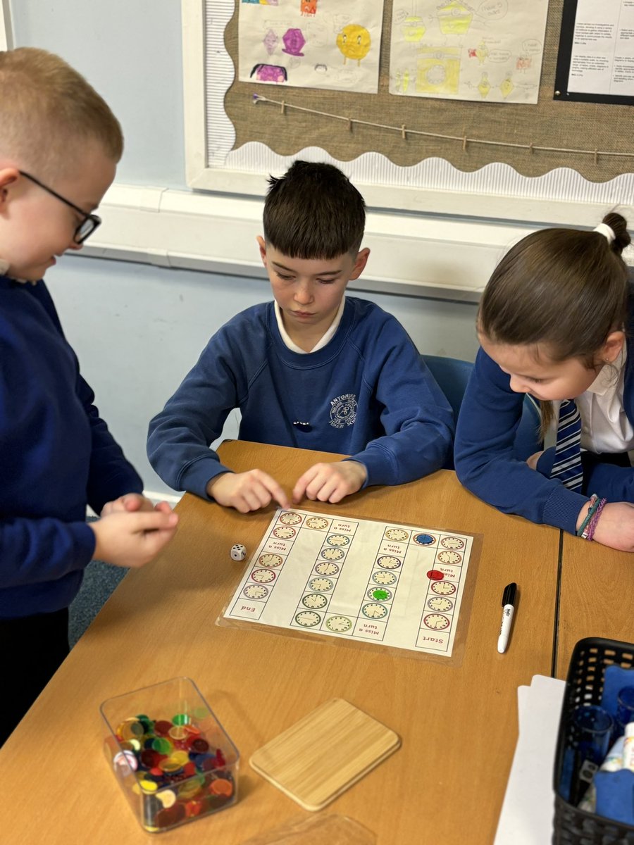Anto_P5's tweet photo. We started our new topic in maths,time. We played some games to help us learn how to tell time #antomaths https://t.co/FSo34CME2E