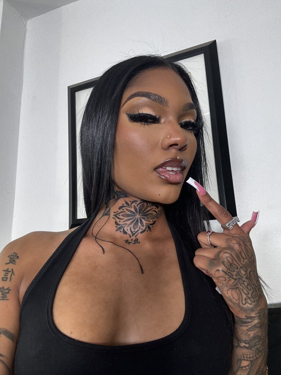 MARNEEZY tweet media