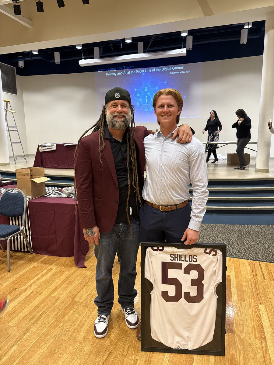 Talan Shields 4.5 ⭐️ LS (@talan_shields1) on Twitter photo Blessed to receive the Scholastic Athlete Award for maintaining a 3.75 GPA each year of varsity football!!
Special thank you to all my coaches that helped make this an amazing team!
<a href="/tshs_football_/">Tarpon Springs Football</a> @coachfrioud @CoachMeyerTS @CoachJohnsonTSH
#StudentAthlete Blessed to receive the Scholastic Athlete Award for maintaining a 3.75 GPA each year of varsity football!!
Special thank you to all my coaches that helped make this an amazing team!
<a href="/tshs_football_/">Tarpon Springs Football</a> @coachfrioud @CoachMeyerTS @CoachJohnsonTSH
#StudentAthlete