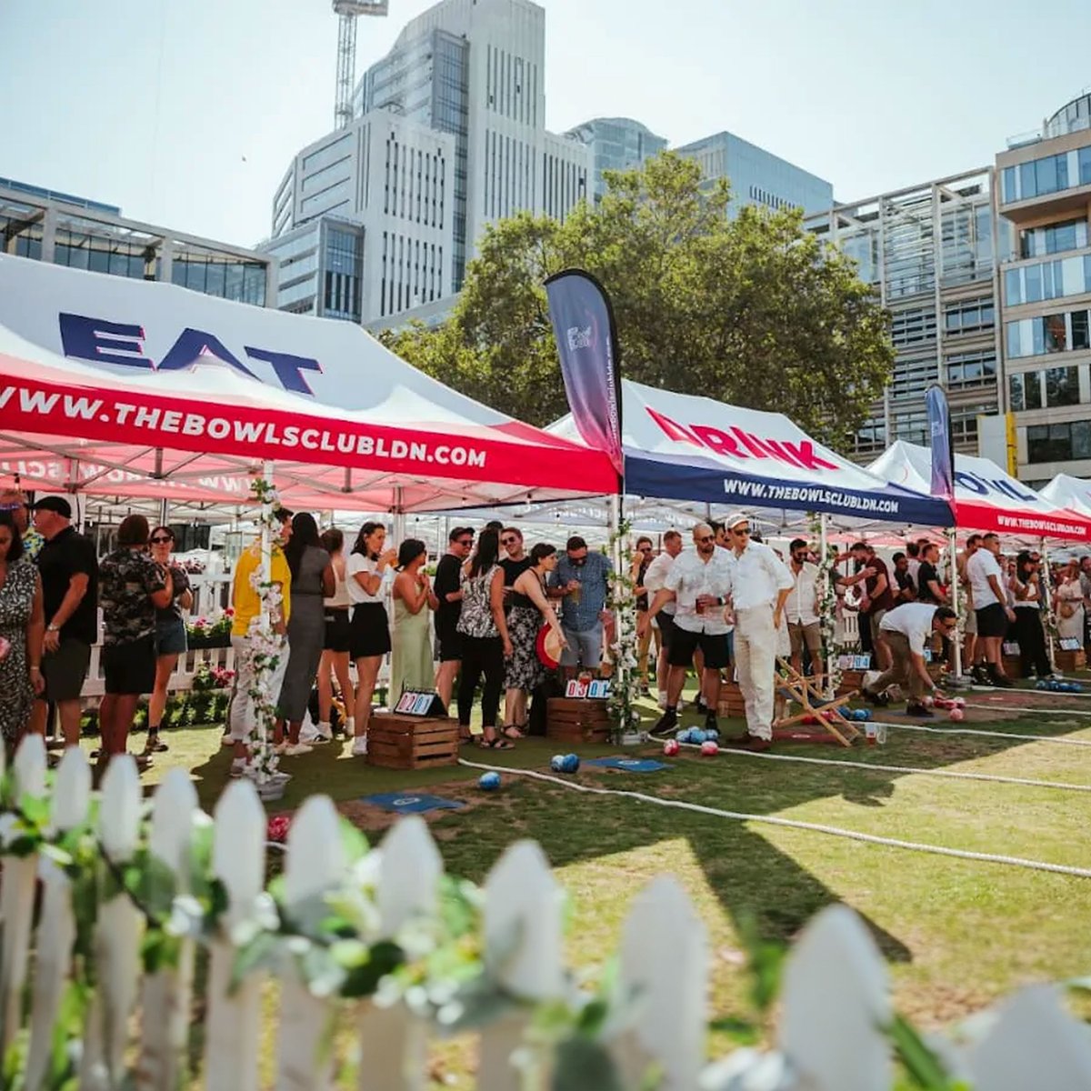 Elevate your business with our ever-popular 6m x 3m Pop-Up Gazebos! 🌟

Looking for a reliable, professional shelter solution? Built for performance and durability, our 6m x 3m sized gazebos are a trusted favorite among businesses.

surfturf.co.uk/shop-by-need/s…