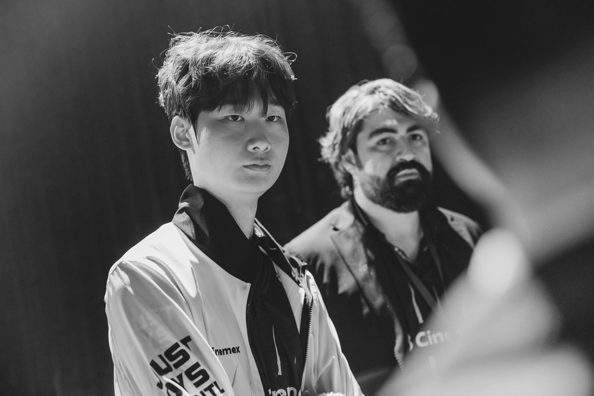 EN EL SUR, EXPLOSIVOS 🧨
EN EL NORTE, ACARTONADOS🤷‍♂️

Termino la primera semana de competencias para los equipos latinoamericanos en las nuevas #LTA, las conferencias regionales que reúnen a lo mejor del continente americano, y aquí tenemos todos los detalles:

🔸 #LTASul arranco