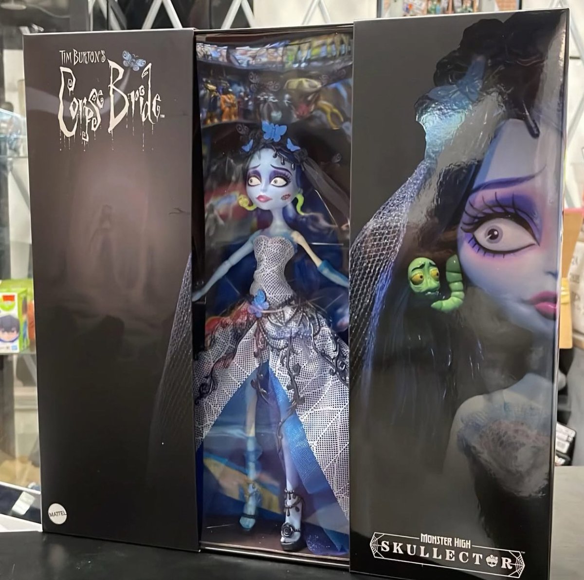 deathndhorror's tweet photo. Corpse Bride x Monster High 💙 https://t.co/1gXlbRNQ8l