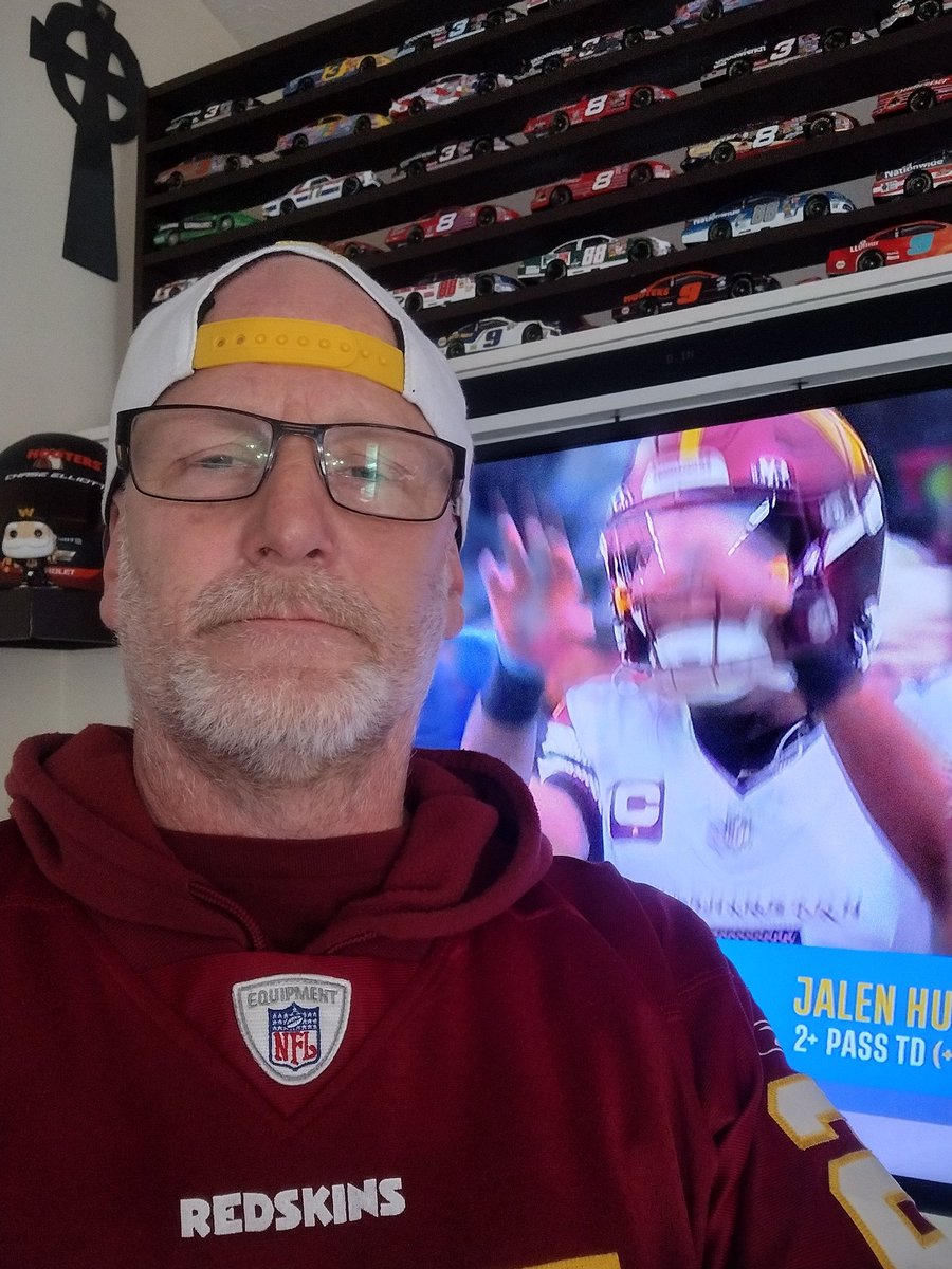 ehinger74's tweet photo. Locked tf in! Let's get this dub. #RaiseHail https://t.co/WYX40eWtwH