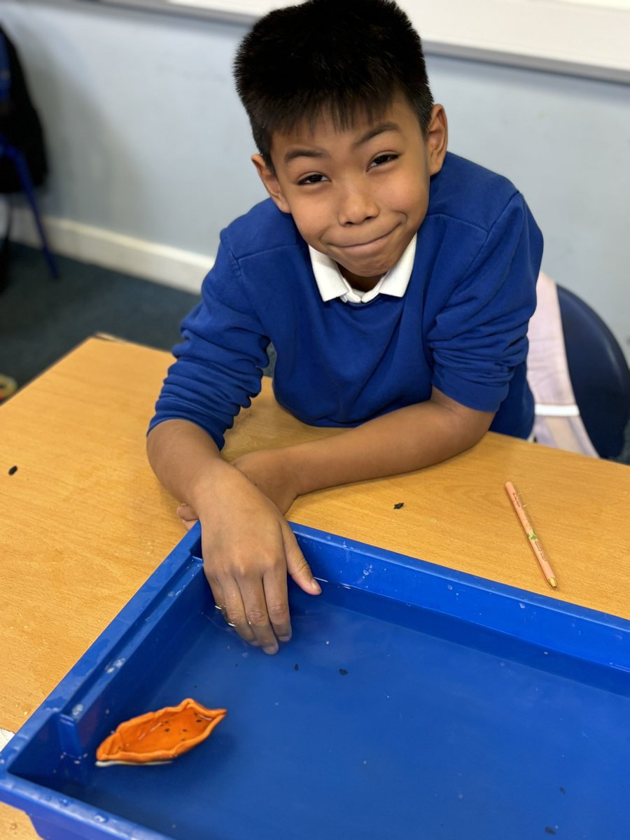 Anto_P5's tweet photo. This week we were learning how a boat floats. We created boats using plasticine and tested them to see how well they would float. We had to use our problem solving skills to modify our boats to hold more marbles. #antoSTEM https://t.co/d9OzLxpBoQ