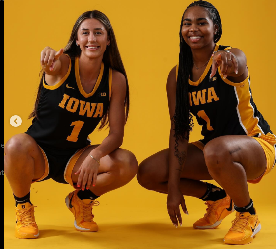 NEW: HawkeyeReport has learned that '25 commit Journey Houston will be in Iowa City for the Hawkeyes game against USC on February 2nd.

Both Addie Deal and Journey Houston will be on campus as a part of the recruiting push

MORE ON THE FULL VISITOR LIST🏀: on3.com/boards/threads…