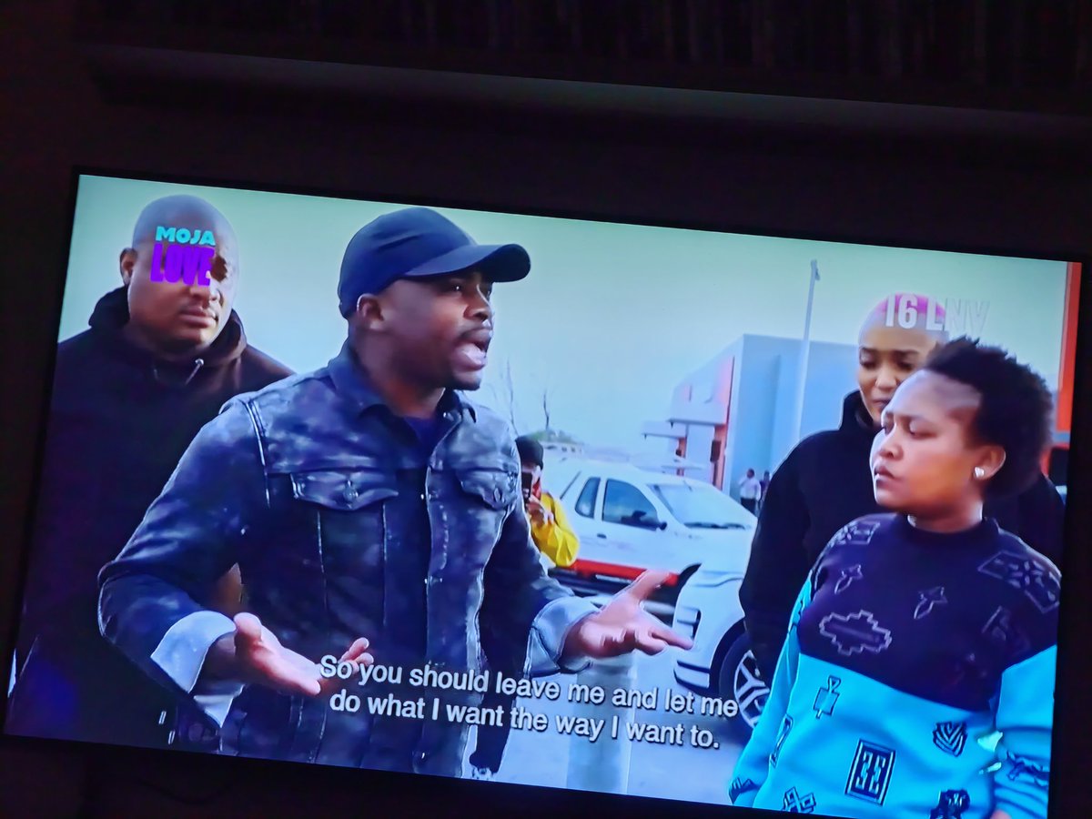 And just said they broke up a while ago. Jiki-jiki "baby masambe" #Uyajola99