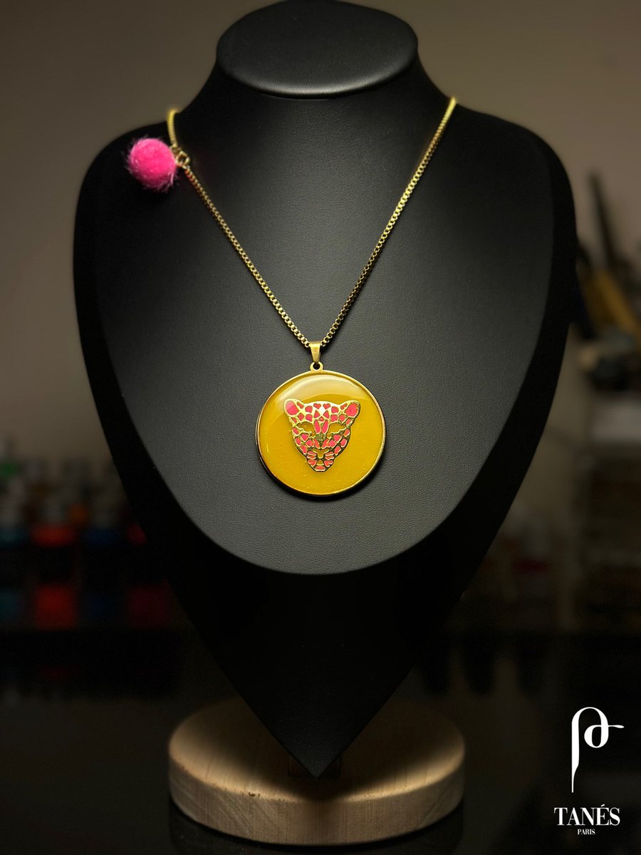 TanesParis's tweet photo. SAVAGE 🐆

« Welcome to the jungle»

Disponible ici : https://t.co/l520tNB0k6

#bijoux #resinart #JewelryAddict #Jewelry #handmade #art #Animal https://t.co/cZMLG3Rdjp