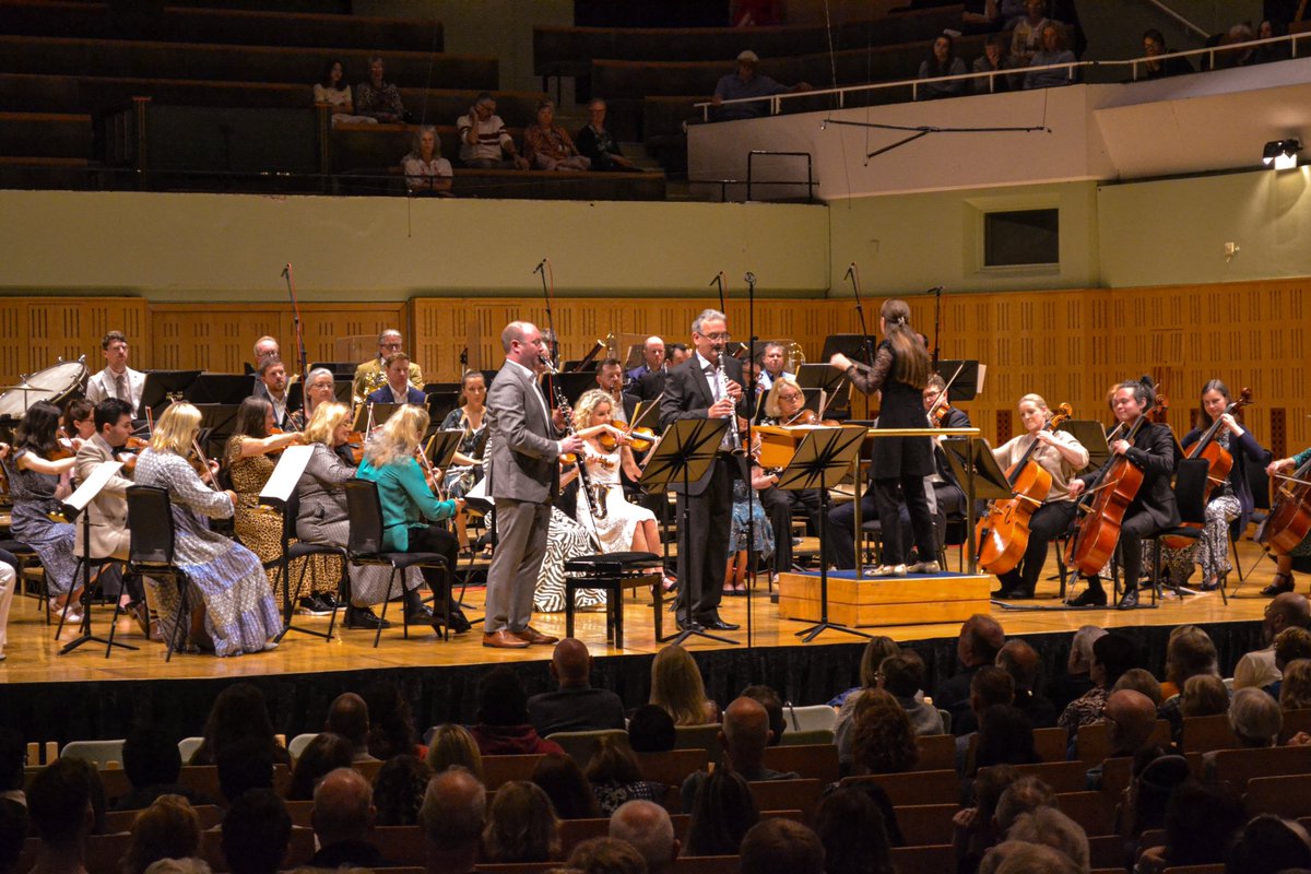 Lovely to see <a href="/BBCRadio3/">BBC Radio 3</a> broadcast our Mendelssohn Konzertstücke with <a href="/KarenNiBhroin/">Karen Ní Bhroin</a> and <a href="/rte_co/">RTÉConcertOrchestra</a> from last August in the <a href="/NCH_Music/">National Concert Hall</a>.

It was such a privilege to play these pieces with <a href="/mseaver/">Michael Seaver</a> and thanks <a href="/RTElyricfm/">RTÉ lyric fm</a> for recording and broadcasting the live performance!