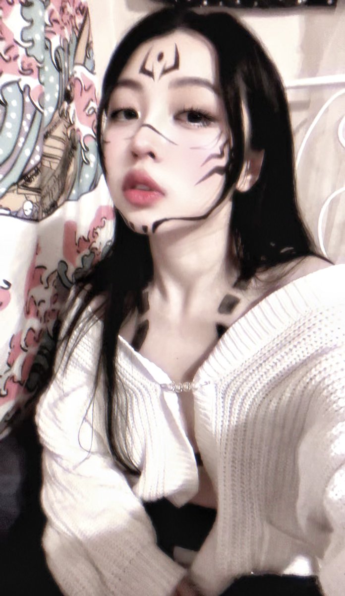 mooncakex3's tweet photo. my face: 🥰🫧🌸🎀✨💖
the people i like cosplaying: 😈👹🔥💥🩸🔪💀😵
#Cosplay #SukunaCosplay #JujutsuKaisen #FemaleCosplay #CosplayCommunity #JJKCosplay https://t.co/Oh18TMVRsB