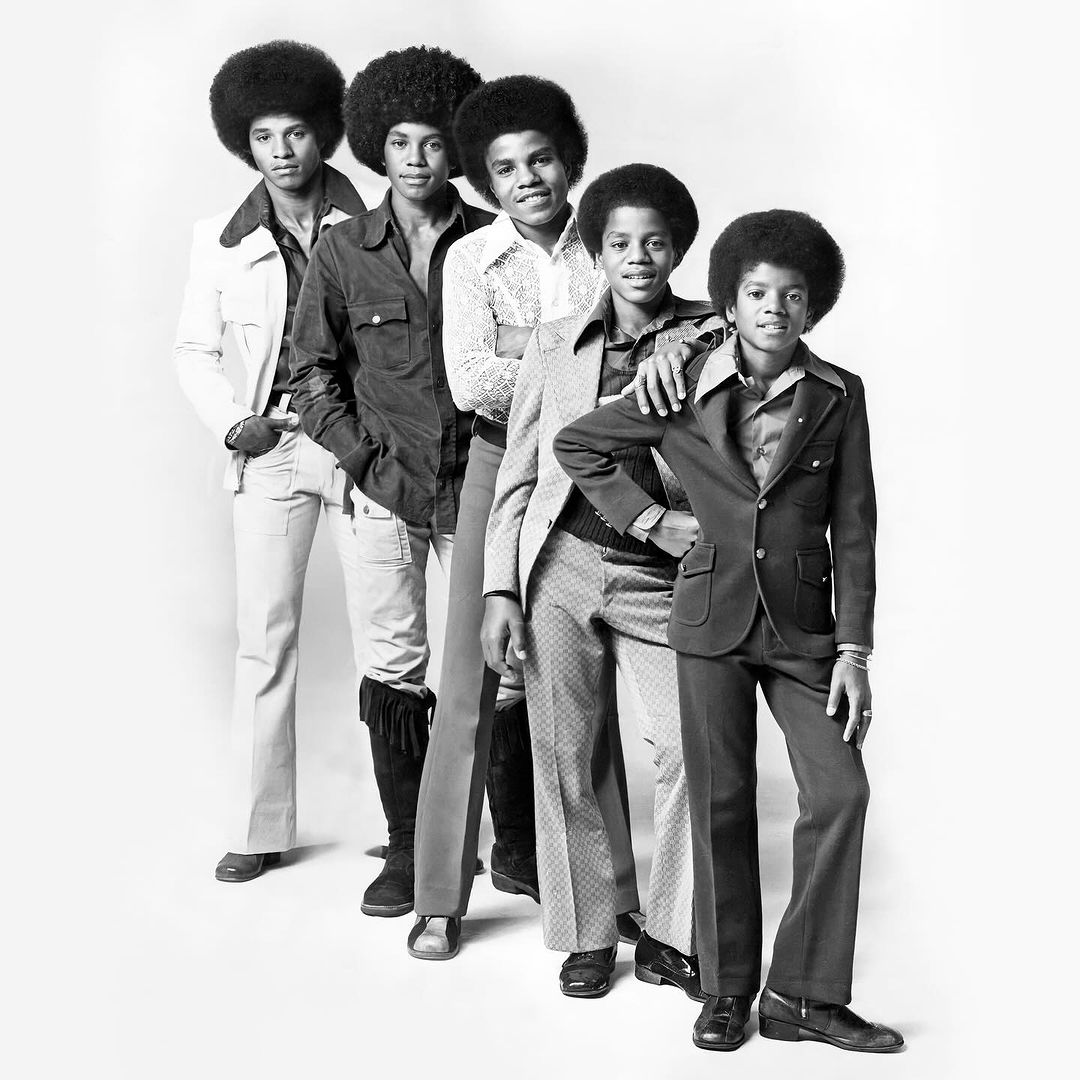 chartdata's tweet image. The Jackson 5’s "I Want You Back" has now surpassed 1 billion streams on Spotify.