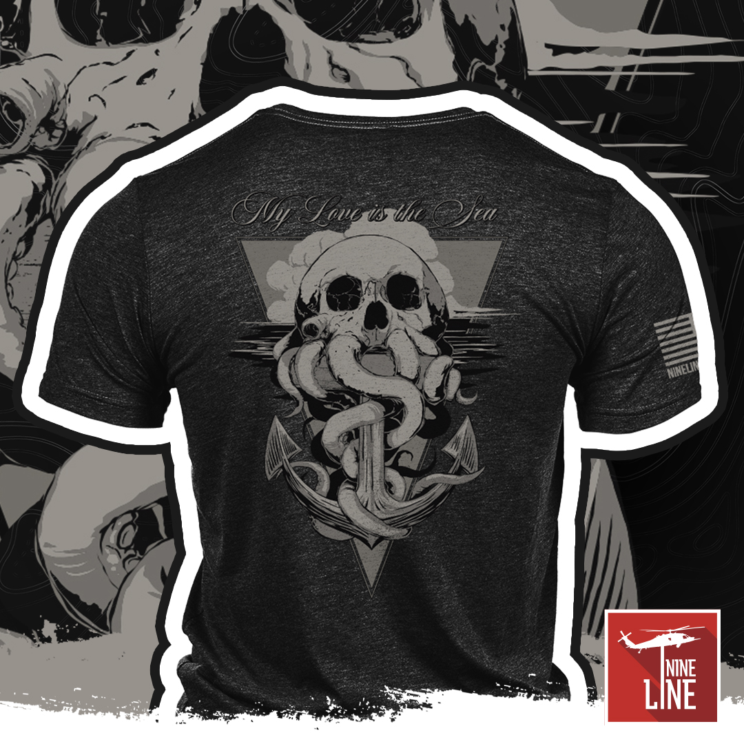 NineLineApparel's tweet photo. My Love Is The Sea ⚓
Shop Here: https://t.co/cBUpgHmXxx
#ninelineapparel #navy #sealove #ocean #navymen #anchor #pirates https://t.co/jXUndGnzsu