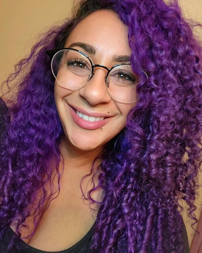 arcticfoxcolor's tweet photo. Curls are stunning on their own, but add color? Now weโre talking โจICONICโจ ๐ ๐คฉ ๐
https://t.co/b43oTyaXUf
#ArcticFoxHairColor #hair #curlyhair #colorfulcurls #AFSunsetOrange #AFWrath #AFPurpleAF #AFVirginPink #AFAquamarine #veganbeauty #crueltyfreebeauty #curlyhairproducts https://t.co/BWAwDr4lag