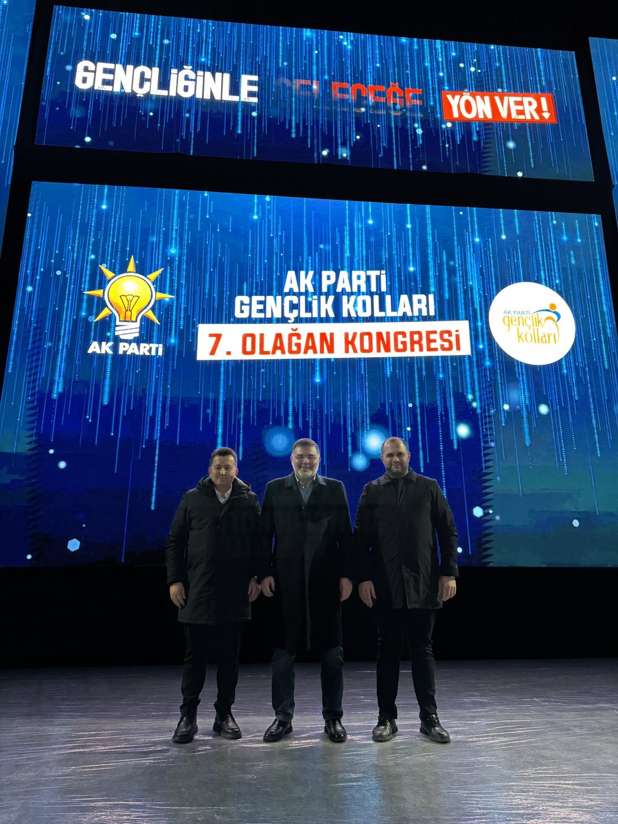 Bilalsaygili's tweet photo. 📍Genel Merkez Gençlik Kollarımızın 7. Olağan Kongresi’ne katılmak üzere Ankara’dayız.

Bu anlamlı günde, gençlerimizin heyecanına ortak olmaktan büyük gurur duyuyoruz.

 Büyük bir özveriyle hazırlanan kongre salonu, gençlerimizin enerjisini ve heyecanını yansıtacak şekilde özenle düzenlenmiş.

Kongremizin hayırlara vesile olmasını temenni ediyor, emeği geçen herkese teşekkür ediyorum.
Gençliğinle Türkiye’ye Yön Ver 🎯
@avhamzadag 
@eyupkadirinan 
@avyusufibis