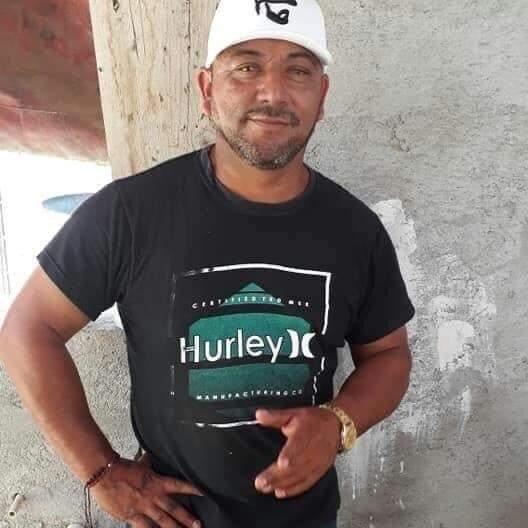 hola68183789's tweet photo. Albañil muy cachondo, quieres ver como le sale su lechita... SUSCRIBETE A TELEGRAM #heterosengañados #heterochacalengañado #heterovergón https://t.co/wA46w0h20z
