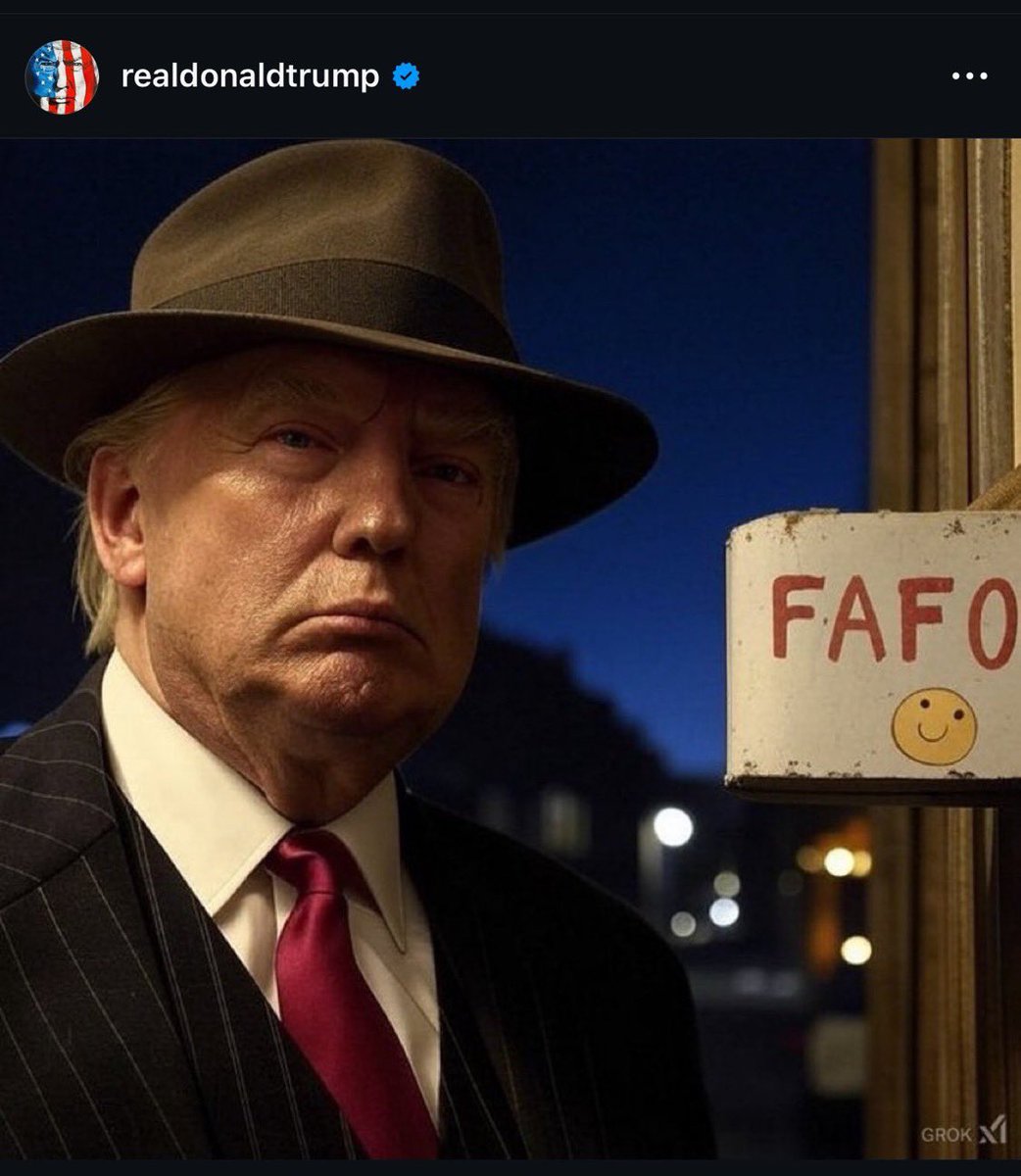 eduardomenoni's tweet photo. 🚨| ÚLTIMA HORA: El PRESIDENTE DONALD TRUMP comparte un meme que dice “FAFO”. (Jode y verás lo que sucede) luego de imponer sanciones al gobierno comunista de Gustavo Petro en Colombia. 🔥 ¡Estoy DISFRUTANDO esto al máximo! ¿Y tú? https://t.co/esncwLFa8m