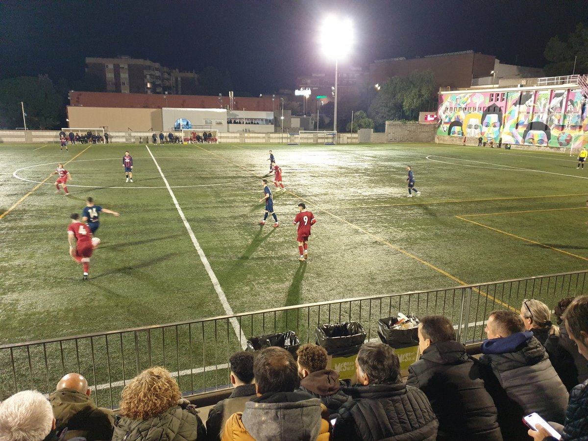 icasas69's tweet photo. Derbi gavanenc, en un ambient immillorable a #CanTintoré, amb clara victòria del @FCSportingGava q mira cap els llocs d'ascens.
Convençut q el @cfgavaoficial anirà cap amunt....
@havokcfgava https://t.co/lSrEt9UaeN