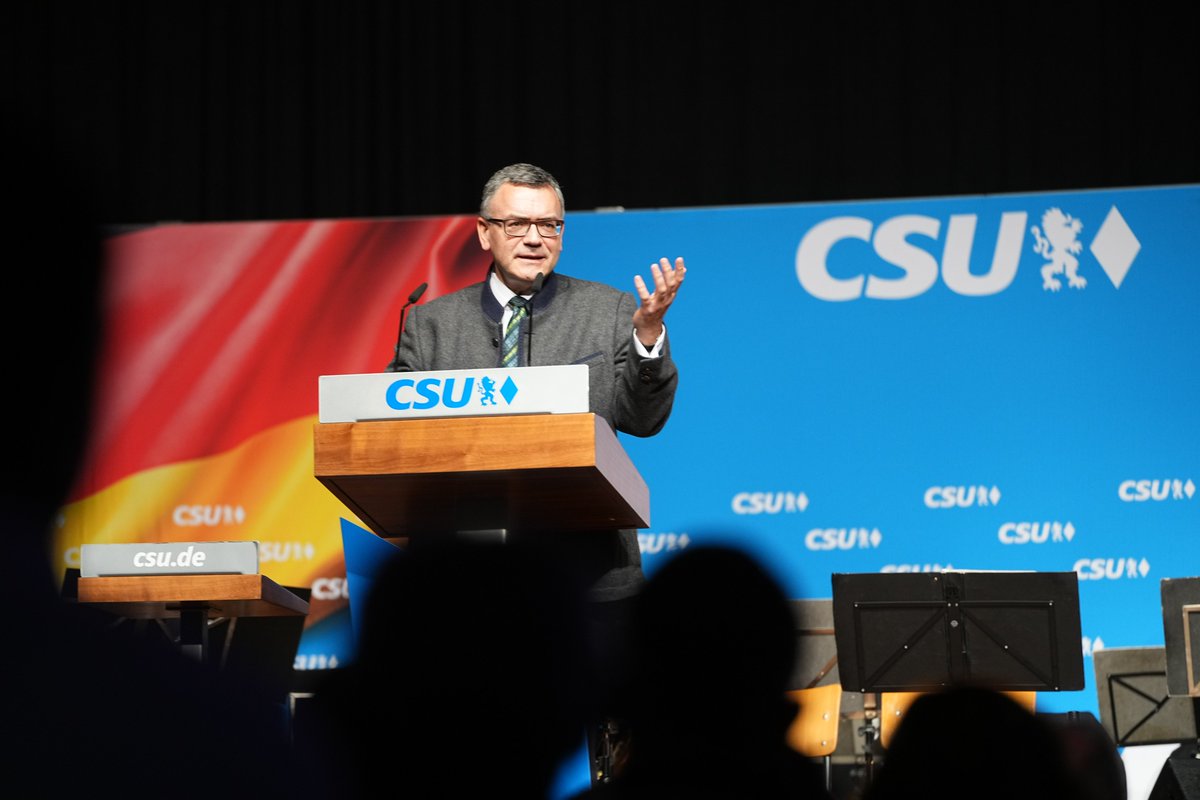 Florian Herrmann (@fwhfreising) on Twitter photo Unterwegs in Bayern: Großartiger CSU-Neujahrsempfang im Bundeswahlkreis von Dr. <a href="/anjaweisgerber/">Anja Weisgerber</a> Anja Weisgerber in Grettstadt. Große Geschlossenheit und Zustimmung zum politischen Kurs der Union. Danke für den herzlichen Empfang! <a href="/Becker_MdL/">Barbara Becker, MdL</a> Martina Gießübel Unterwegs in Bayern: Großartiger CSU-Neujahrsempfang im Bundeswahlkreis von Dr. <a href="/anjaweisgerber/">Anja Weisgerber</a> Anja Weisgerber in Grettstadt. Große Geschlossenheit und Zustimmung zum politischen Kurs der Union. Danke für den herzlichen Empfang! <a href="/Becker_MdL/">Barbara Becker, MdL</a> Martina Gießübel