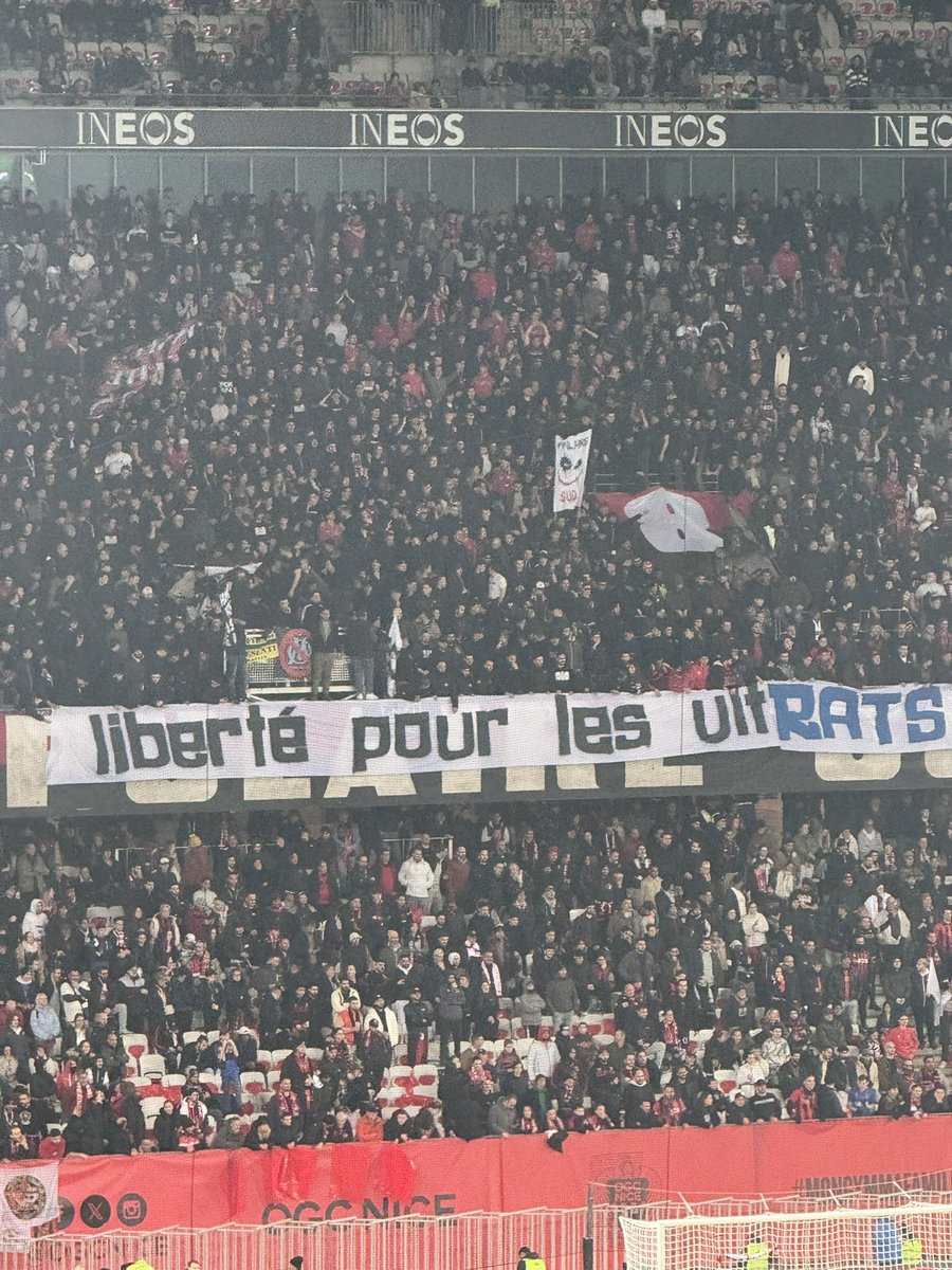 Vincent_1393's tweet image. Vous ne faites rien contre le racisme @LFPfr ?