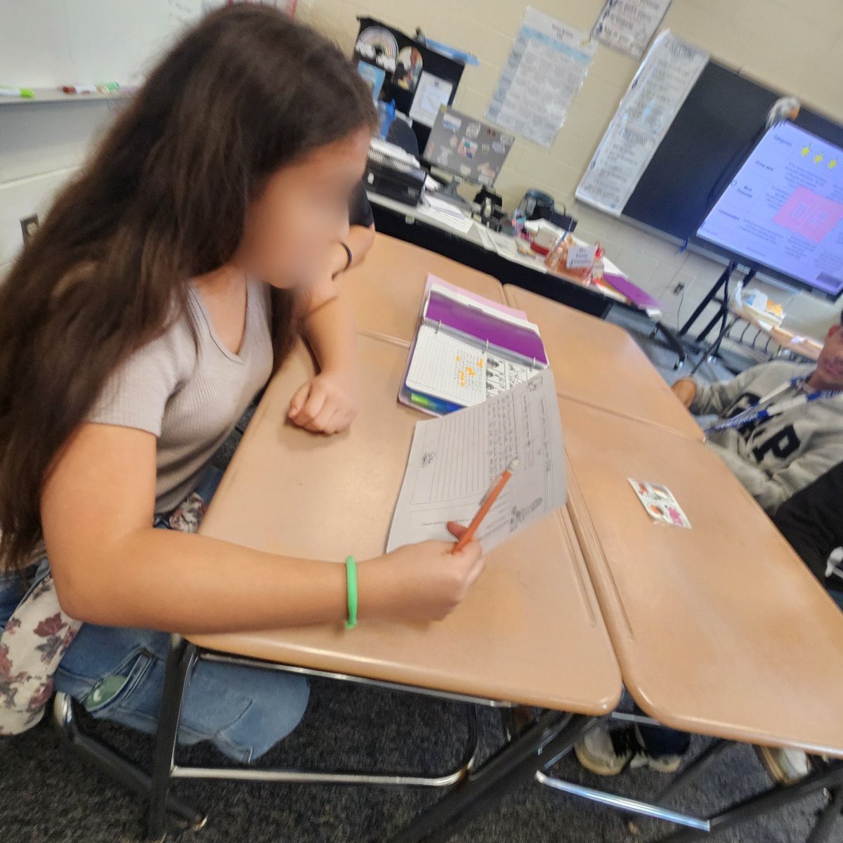 Learning to write academically is a process. Now, how fun that process is depends on the activities done in class. 

ML students gave me instructions on how to prepare a pb and jelly sandwich. A sous-chef and her chefs.

<a href="/ParticipateLrng/">Participate Learning</a> 
<a href="/ClaytonMSEagles/">Clayton Middle</a> 
#unitingourworld
#ESL