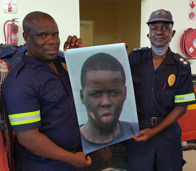 ChildrenOfFire's tweet photo. #Andani's stepfather tried to murder him by burning when he was a little boy aged 12. Now he is turning 35 years old. Please wish the brave survivor a #HappyBirthday and also give thanks to the firefighters who save his life https://t.co/4gADlVWeVL
